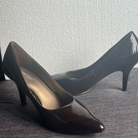 Expression - Presley brown faux patent leather brown pumps - Picture 1 of 3